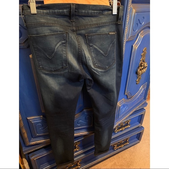 ⭐️ Hudson Dark Wash Jeans size 27 Ripped Knees - Picture 3 of 3